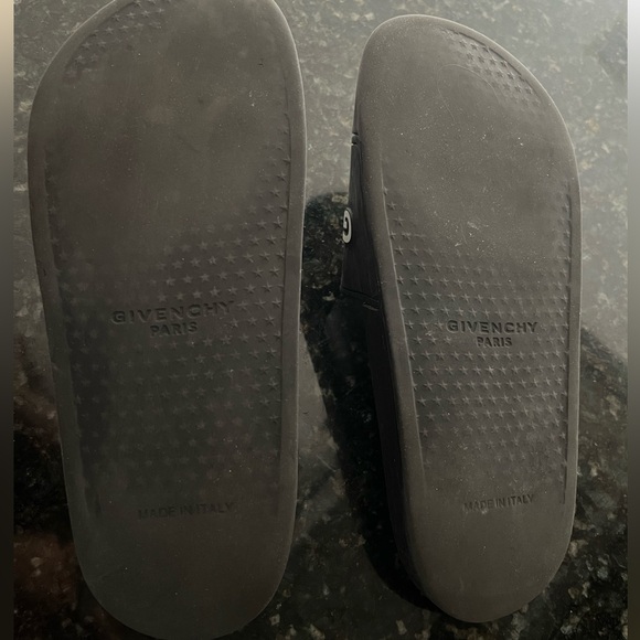 Givenchy slides - Picture 4 of 5